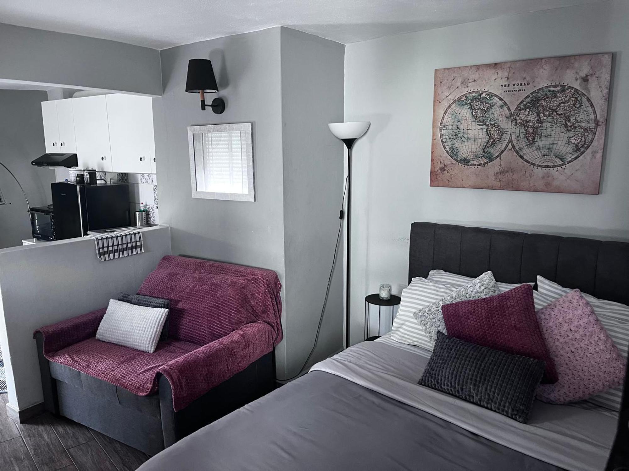 Cozy Studio Apartment In The Heart Of Athens Ngoại thất bức ảnh